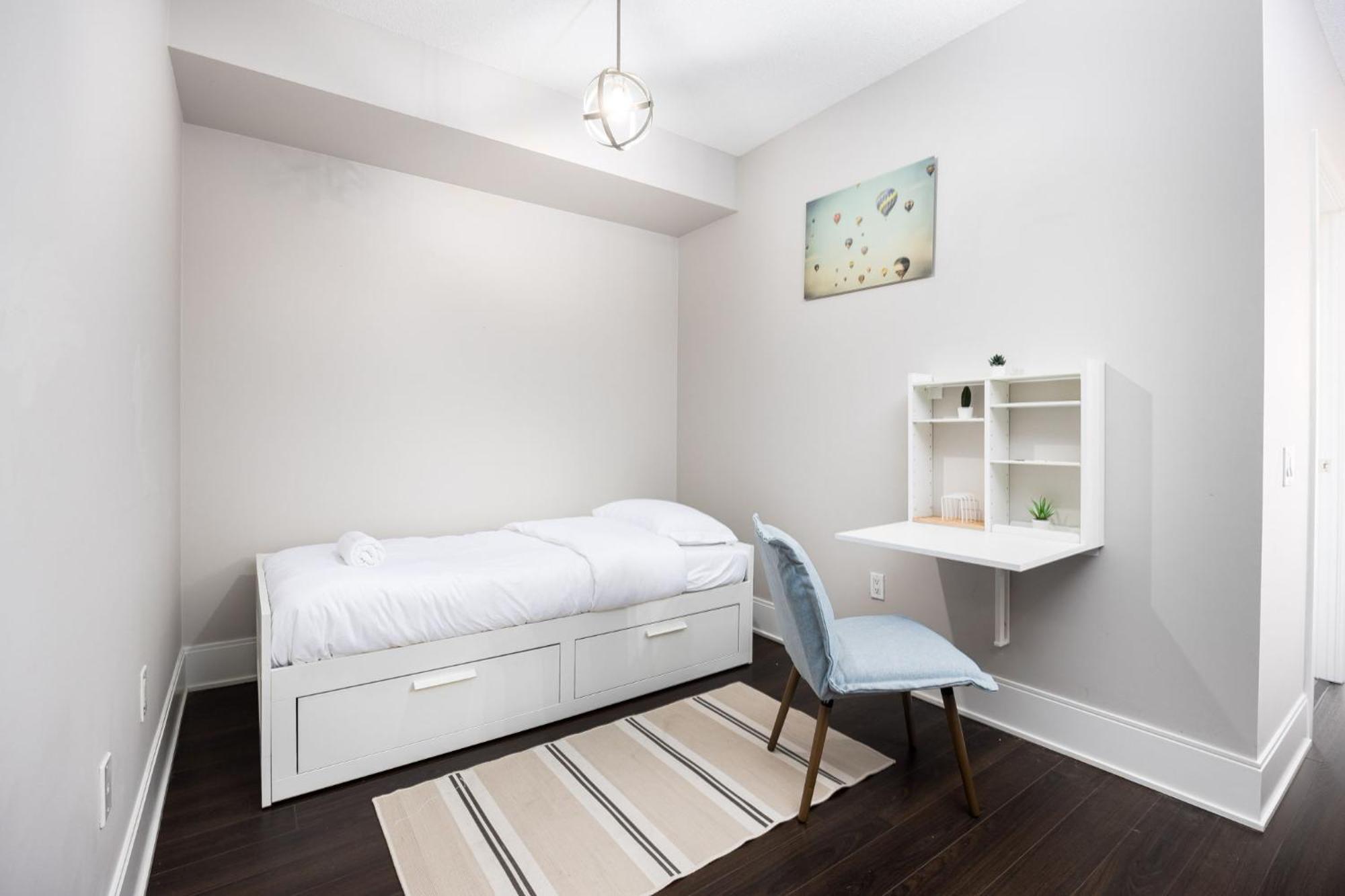 Dwtn Condo Near Cn Tower! W/ Free Parking Toronto Dış mekan fotoğraf