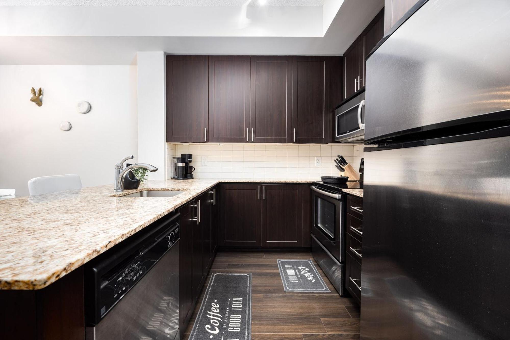 Dwtn Condo Near Cn Tower! W/ Free Parking Toronto Dış mekan fotoğraf